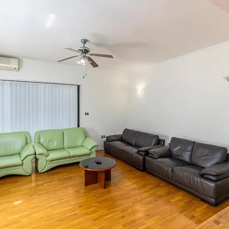 Beautiful Home In Spincici With Kitchen * Kastav