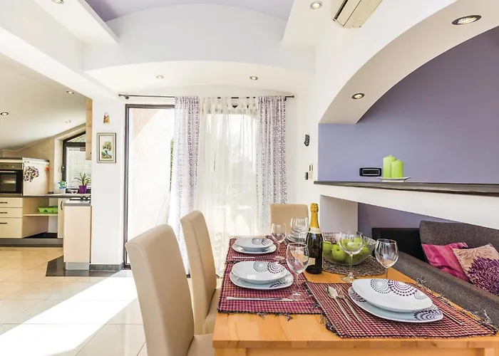Tatil Evi 6 Bedroom Stunning In Spincici Kastav