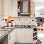 펜션 Pet Friendly In Spincici *