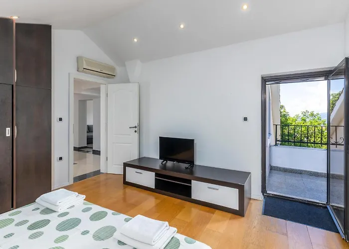 6 Bedroom Stunning In Spincici Feriehus Kastav